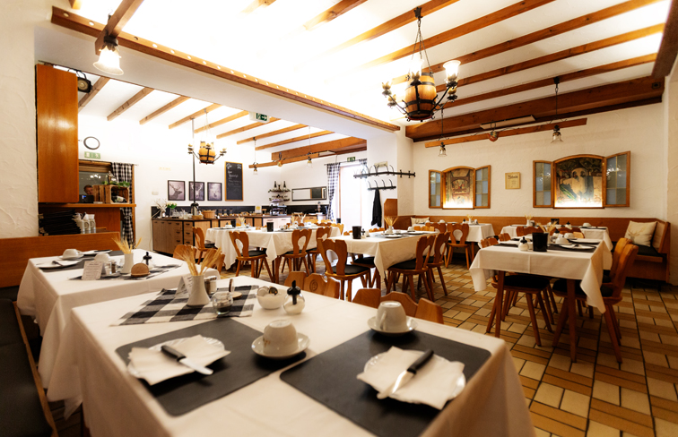 Dein Brauereigasthof mit bayerischer Seele in Vilshofen. Genieße herzhaftes Essen & familiäres Flair am Stadtplatz. Schau jetzt vorbei!